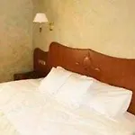 Ksiecia Jozefa فندق بوزنان