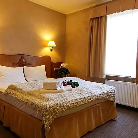 Ksiecia Jozefa 호텔 3*