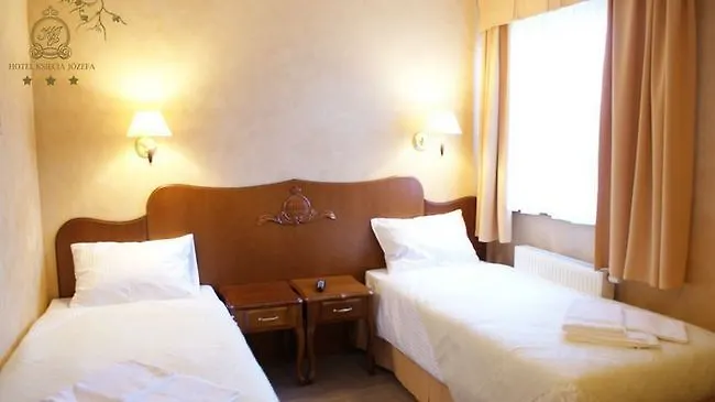 Ksiecia Jozefa Hotel 3*